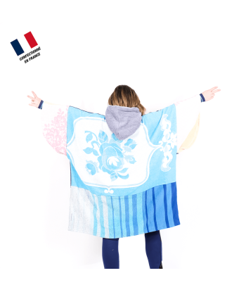 Poncho Anfibi unisexe 100% Upcyclé « Blue Flowers » modèle unique Découvrez la collection