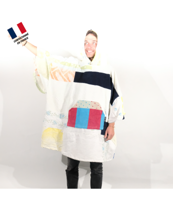 Poncho Anfibi unisexe 100% Upcyclé « Blue and Red Pocket » modèle unique votre