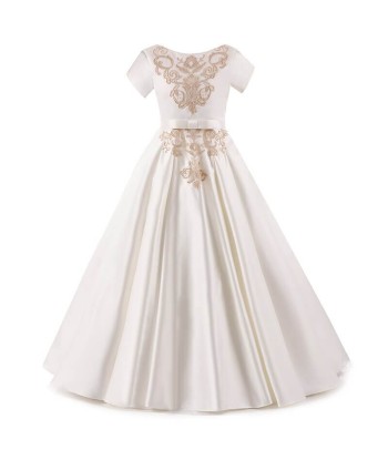 Robe Communion Princesse Dans la société mordern