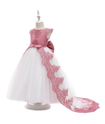 Robe de Princesse avec Traine pour Petite Fille chez Cornerstreet bien 