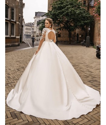 Robe de Mariée Princesse Beige brillant des détails fins